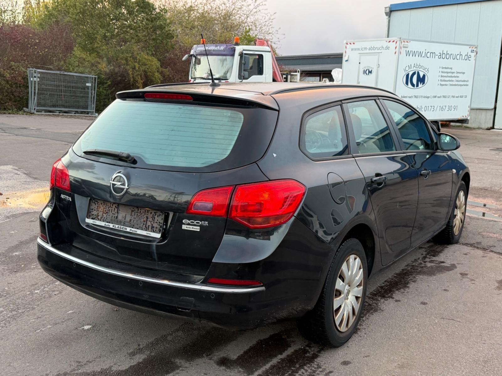 Opel Astra 2015 — photo 7