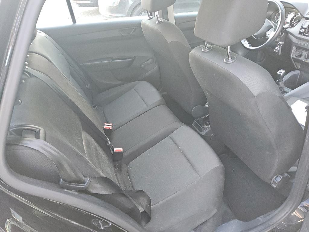 Fahrzeugabbildung SKODA Fabia Combi ALU16`PDC NEBEL APP-CONNECT 1.H