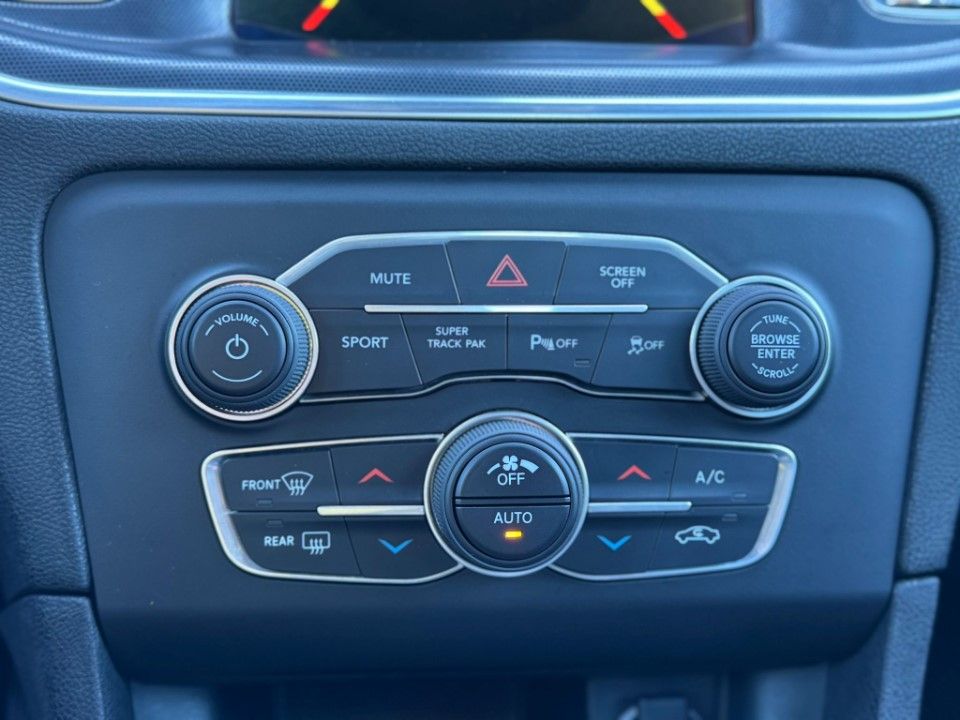 Fahrzeugabbildung Dodge Charger 2022er 3.6 GT 20" Kamera PDC Mwst.