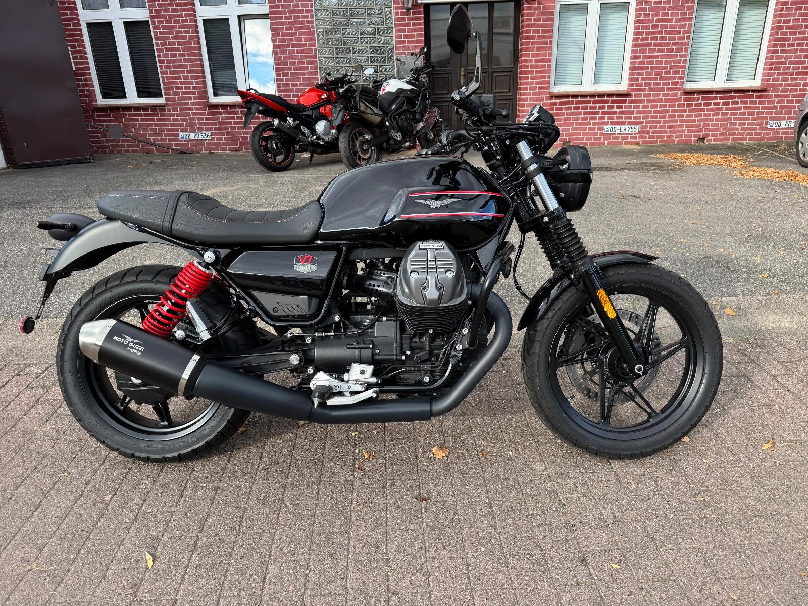 Moto Guzzi V 7 850 *Special Edition ARROW*