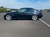 BMW 320d E90 Limousine LCI Facelift  Gepf... - BMW 320: D E90