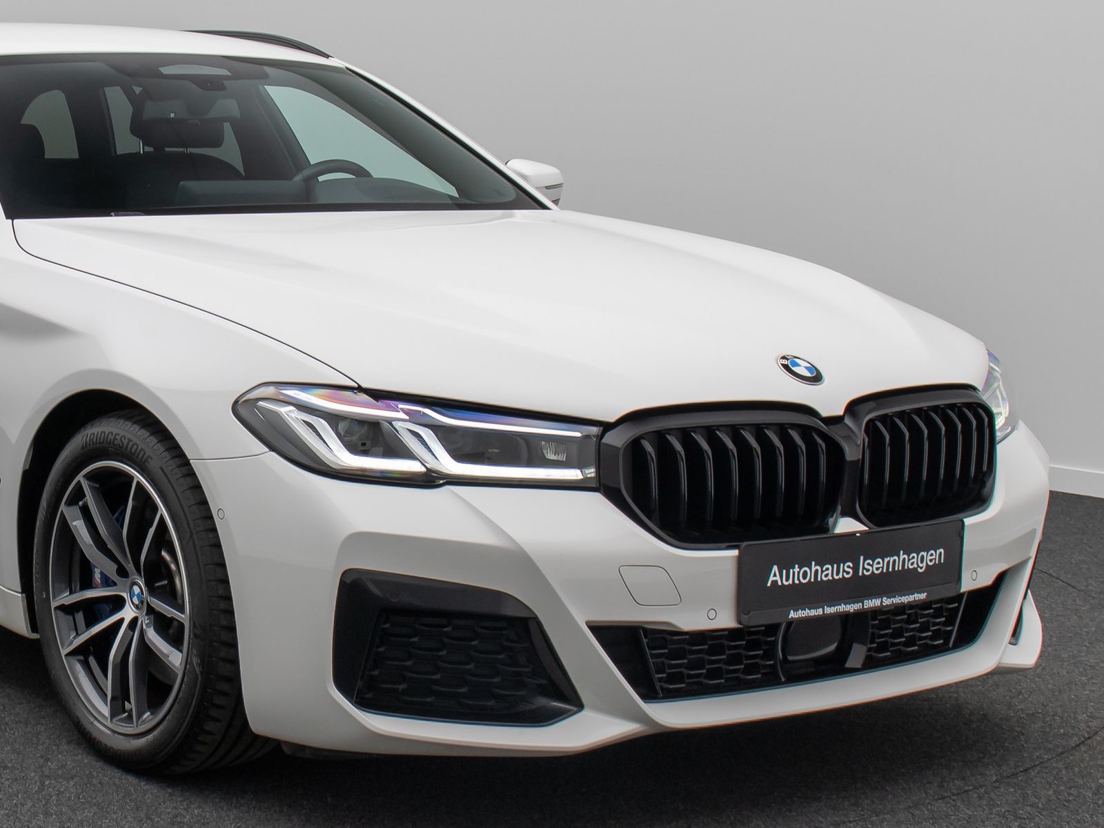Fahrzeugabbildung BMW 530e M Sport Laser DAB H/K Kamera HUD Komfort