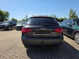 Audi A4 Avant Attraction - Audi A4: Kombi, Attraction