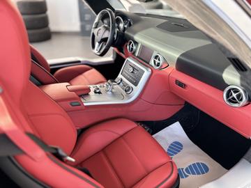 2010 Mercedes-BENZ SLS AMG — миниатюра 16