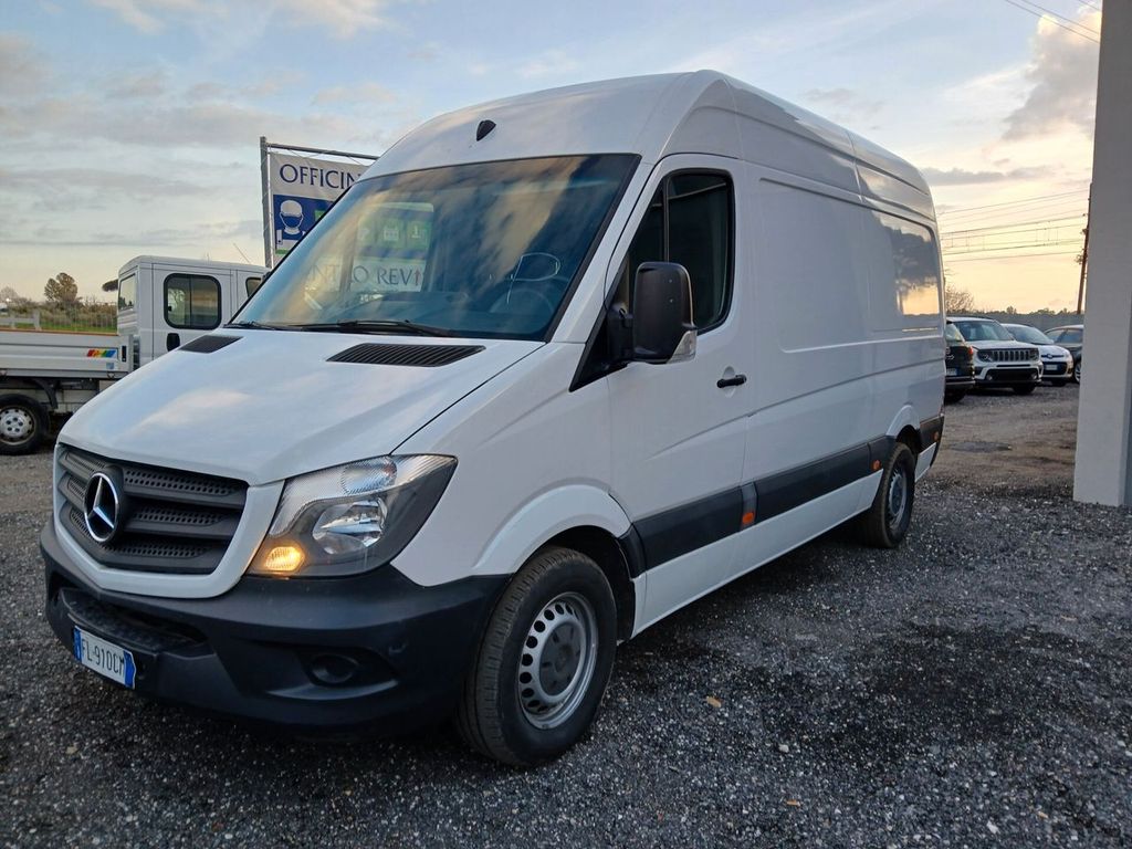 Image of Mercedes-Benz Sprinter