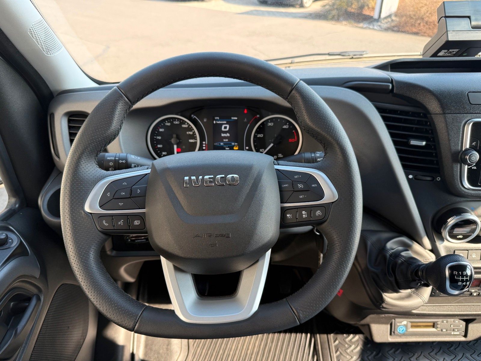 Fahrzeugabbildung Iveco Daily 50C18 3.0L *L4*H3*Automatik*LED*AHK*