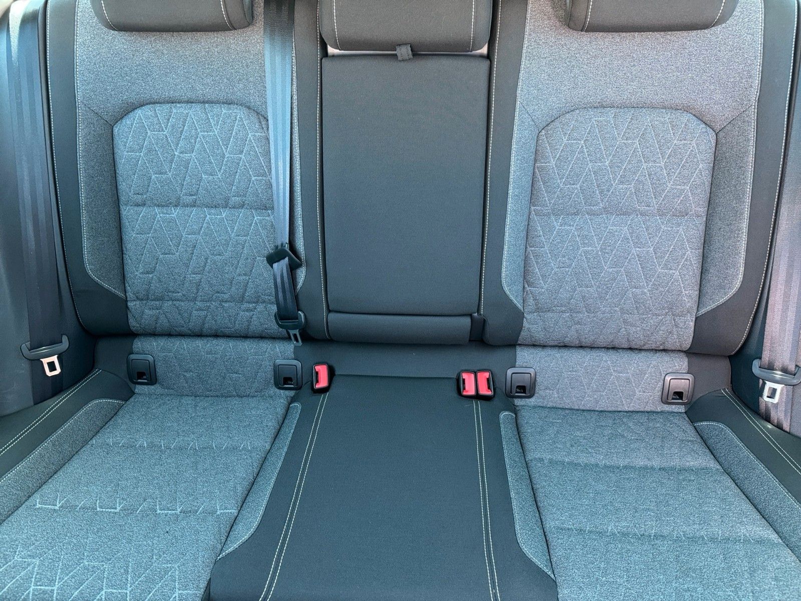 Fahrzeugabbildung Volkswagen Passat Variant Business 2.0 TDI