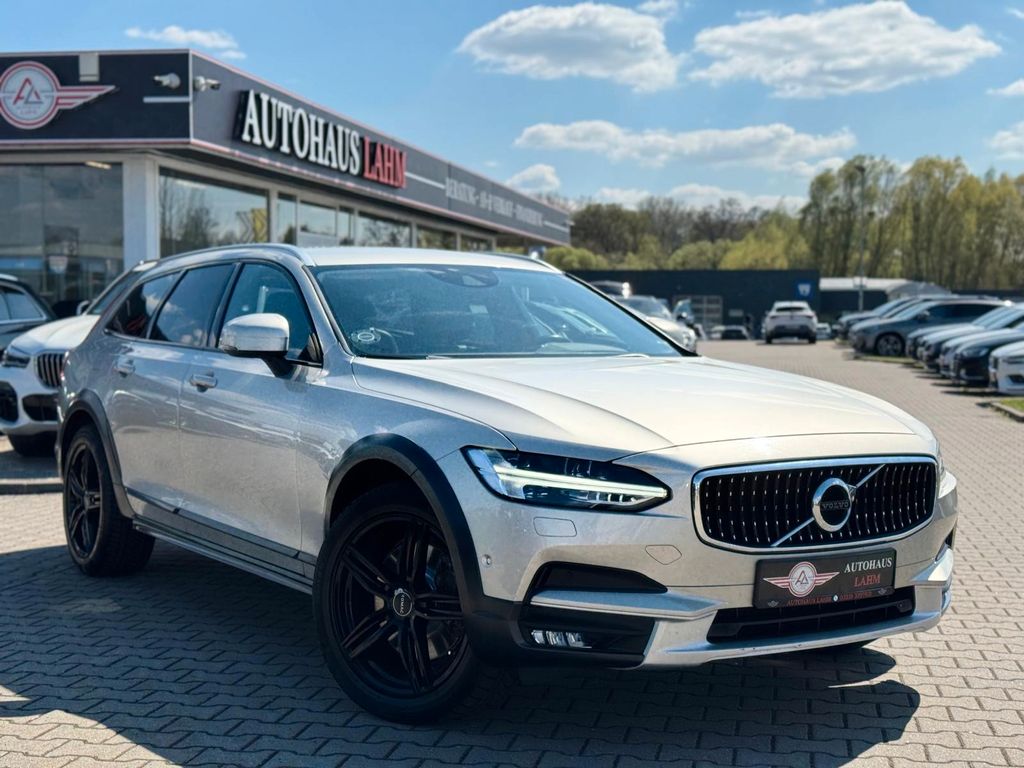 Image of Volvo V90 Cross Country