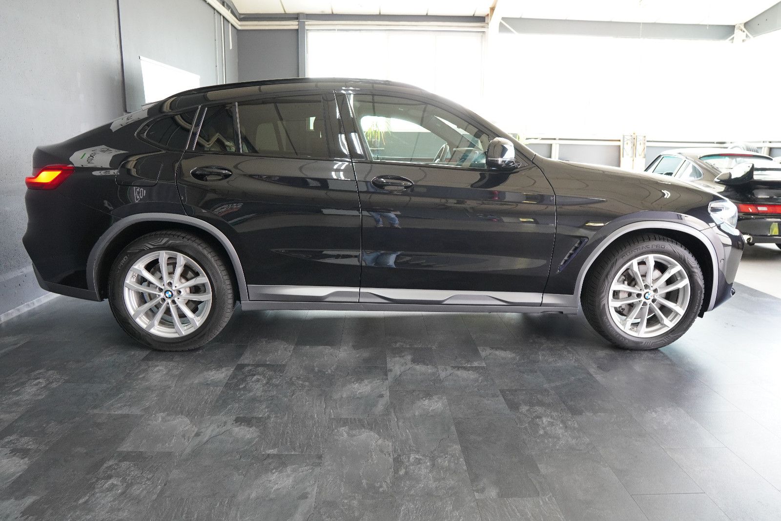 BMW X4 xDrive 25 d M Sport X PANO StdHzg 4xSHZ ACC foto 5