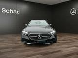 Mercedes-Benz E 300 e NaviPrem/19"ALU/Avantgarde/AmbiPlus/JS/ - Mercedes-Benz E 300 Jahreswagen