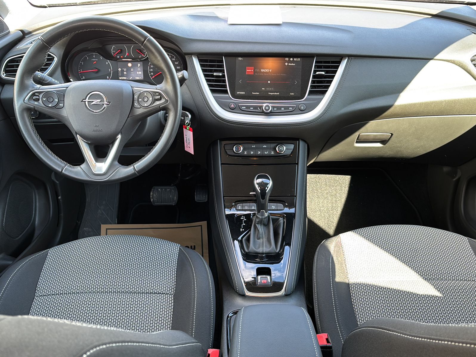 Fahrzeugabbildung Opel Grandland Edition