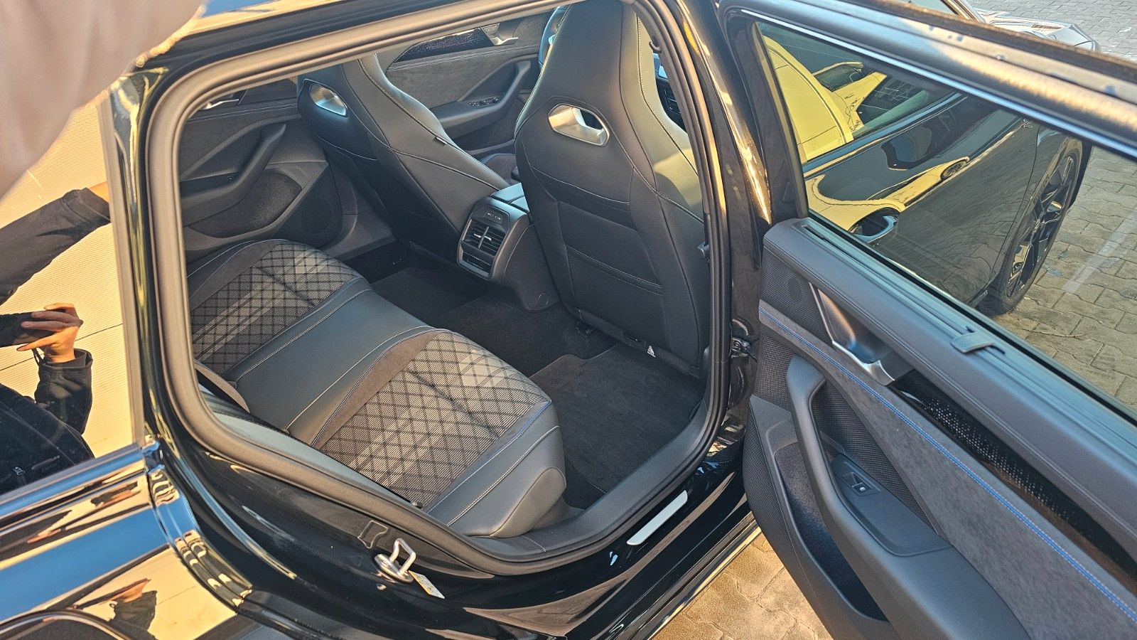 Volkswagen Passat Variant - Bild 21