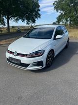 Volkswagen Golf 2.0 TSI DSG GTI Performance - Gebrauchtwagen in Sindelfingen
