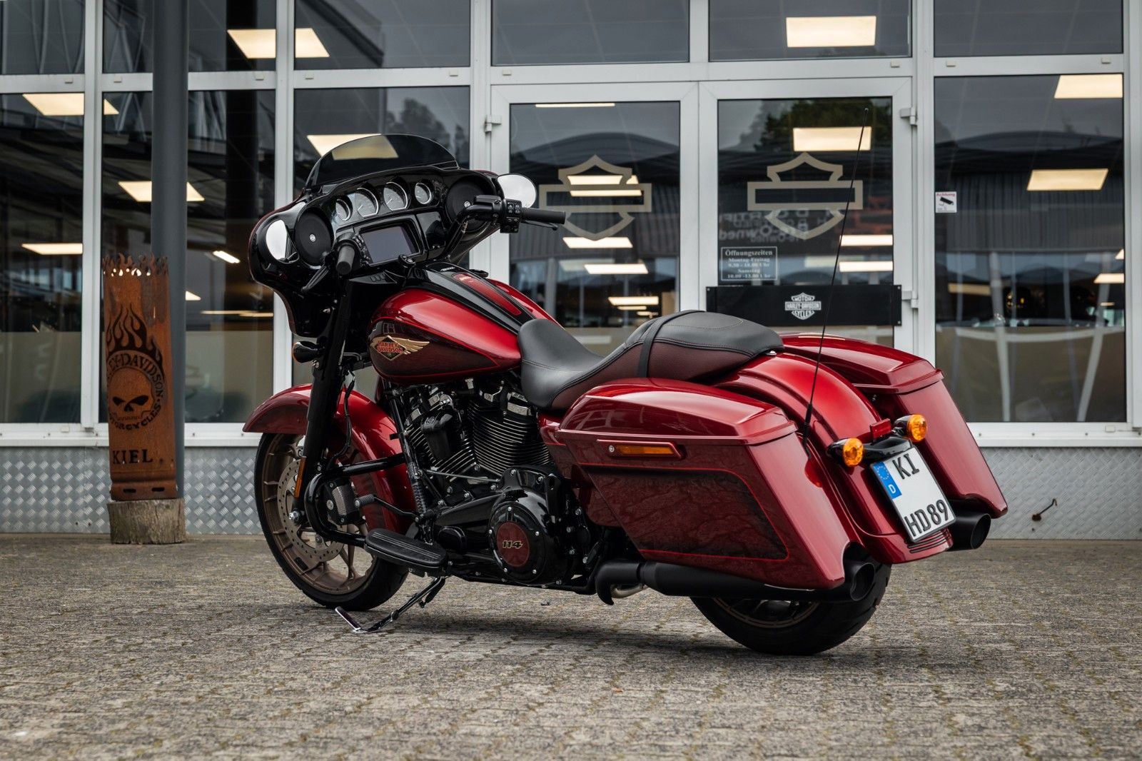 Fahrzeugabbildung Harley-Davidson FLHXS Street Glide 114 cui - 120th ANNIVERSARY