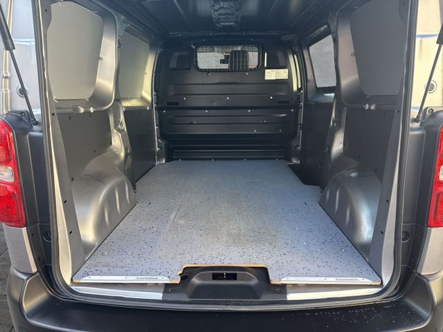 Vivaro e Edition M MULTIMEDIA KLIMA DAB 11KW-CHA