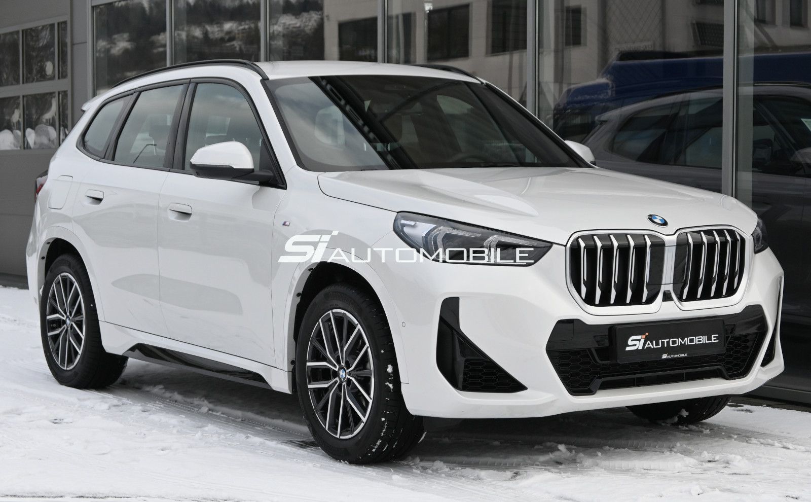 Fahrzeugabbildung BMW X1 xDrive23i M-Sport °ACC°AHK°360°MEMO°HARMAN°