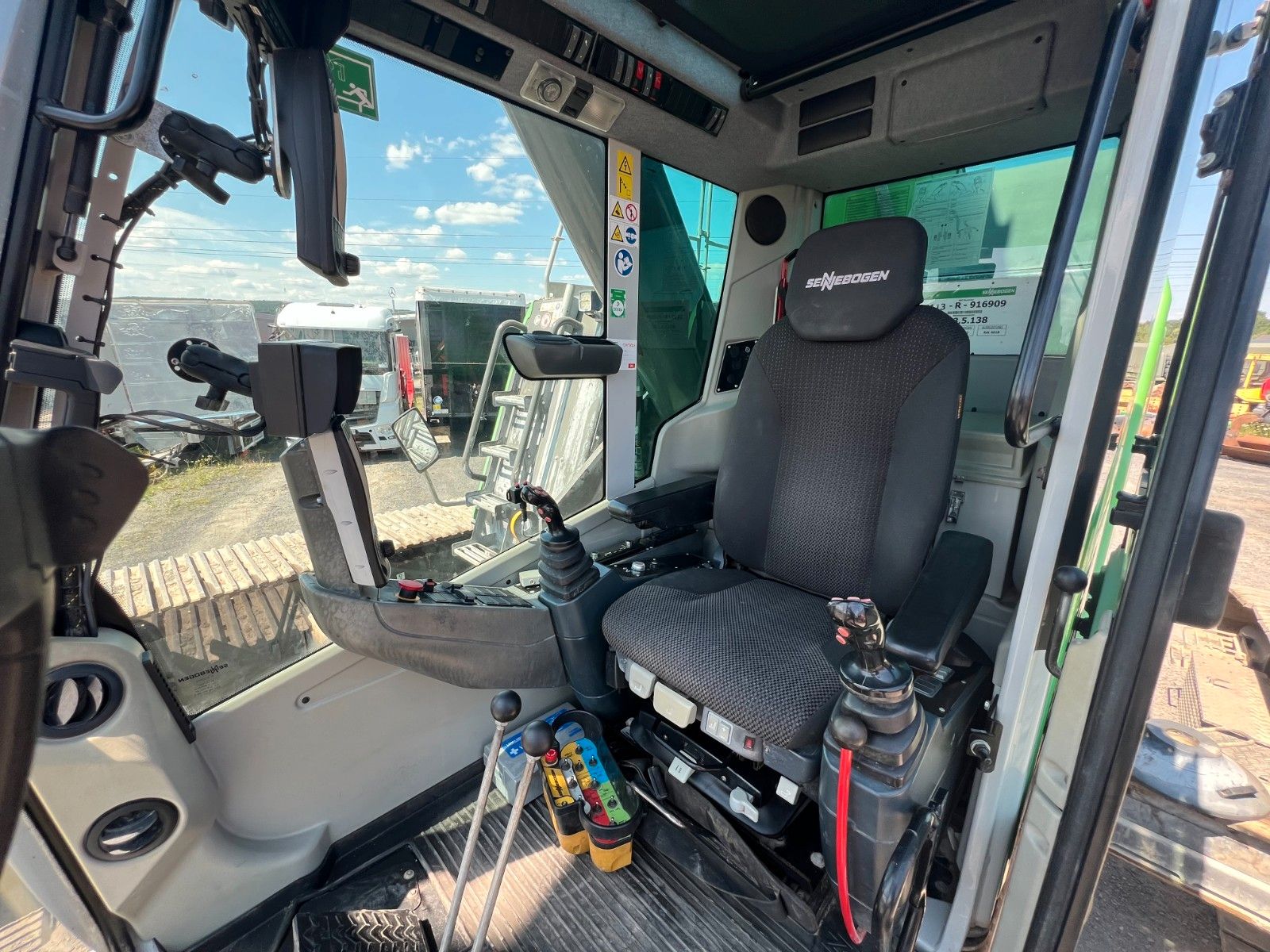 Fahrzeugabbildung Sennebogen 6113 / nur 3.089h / 2019 / 40,2m / 2x Winde