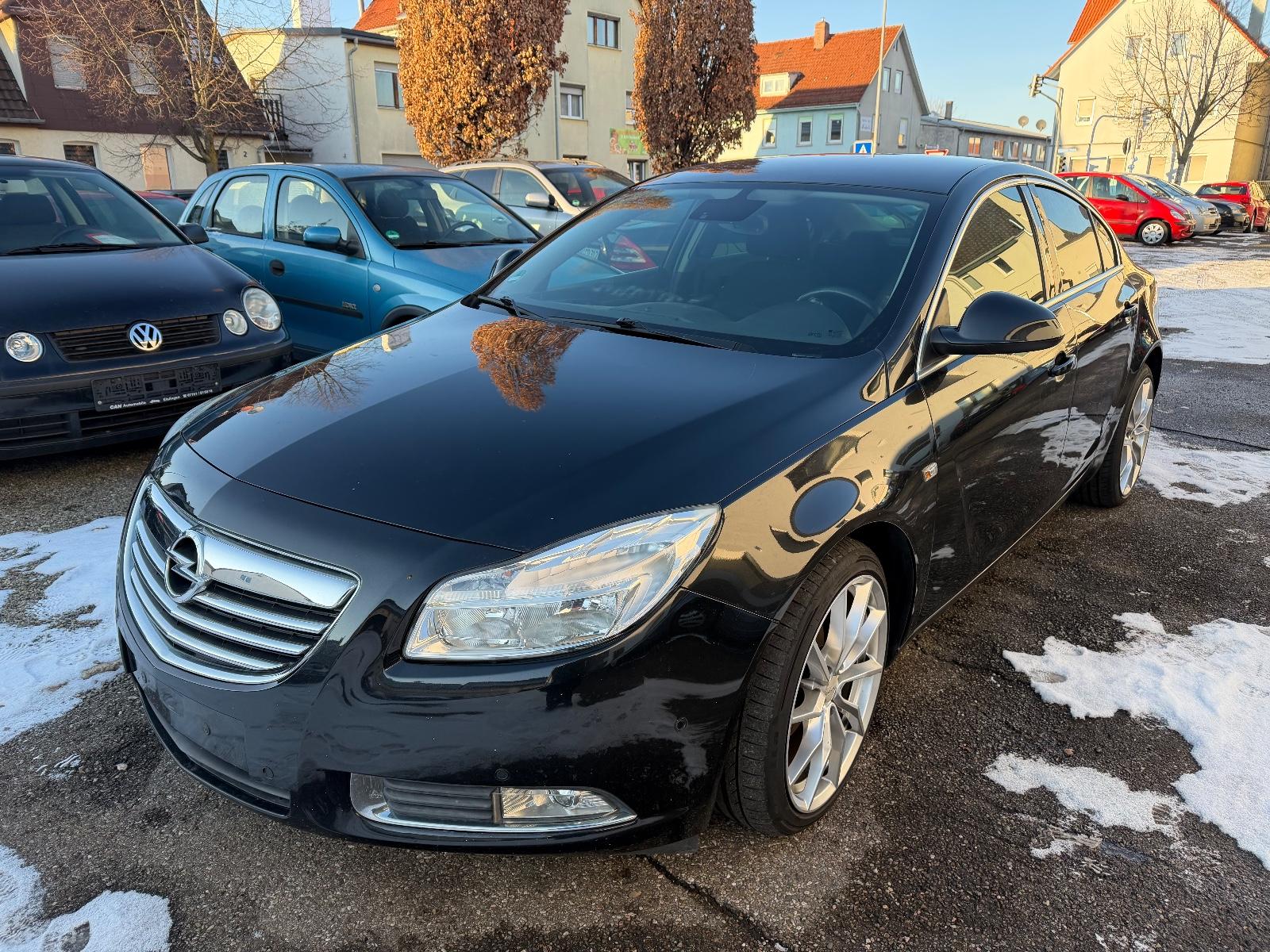 Opel Insignia A Lim. Design Edition 2011 Baujahr