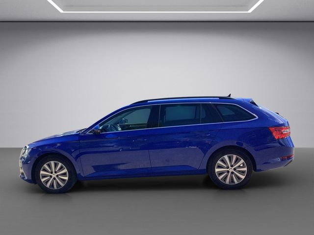 Superb Combi 1.4TSI iV DSG Ambition