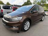 Volkswagen Touran Highline/ACC/LED/PDC/SHZ/AC/UVM - Volkswagen Gebrauchtwagen in Arnsberg