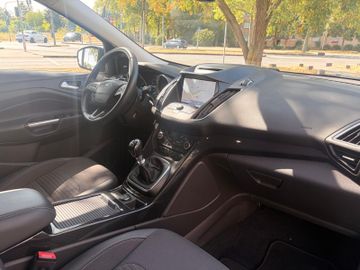 Ford Kuga - 12