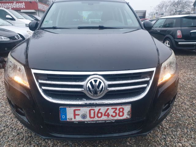 Volkswagen Tiguan/4×4/Klimaautomatik/Navigation