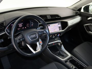 Audi Q3 - 11