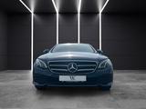 Mercedes-Benz E 200 4MATIC Autom. - - Mercedes-Benz E 200 mit Benzin-Antrieb: Panorama-Dach, Limousine