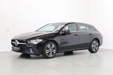Mercedes CLA 220 Shooting Brake - 2