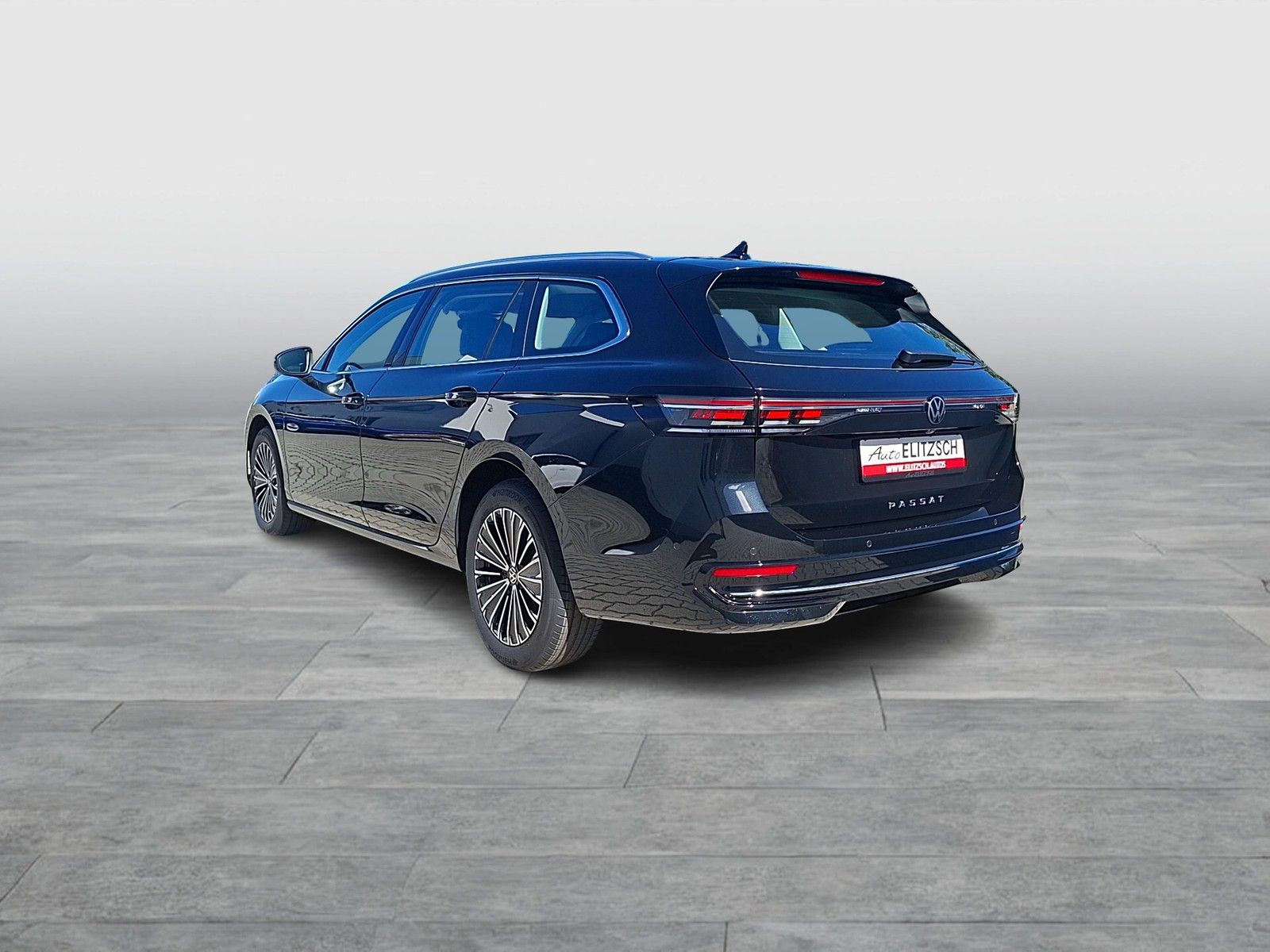 Fahrzeugabbildung Volkswagen Passat Variant TDI Elegance DSG Matrix AHK Navi
