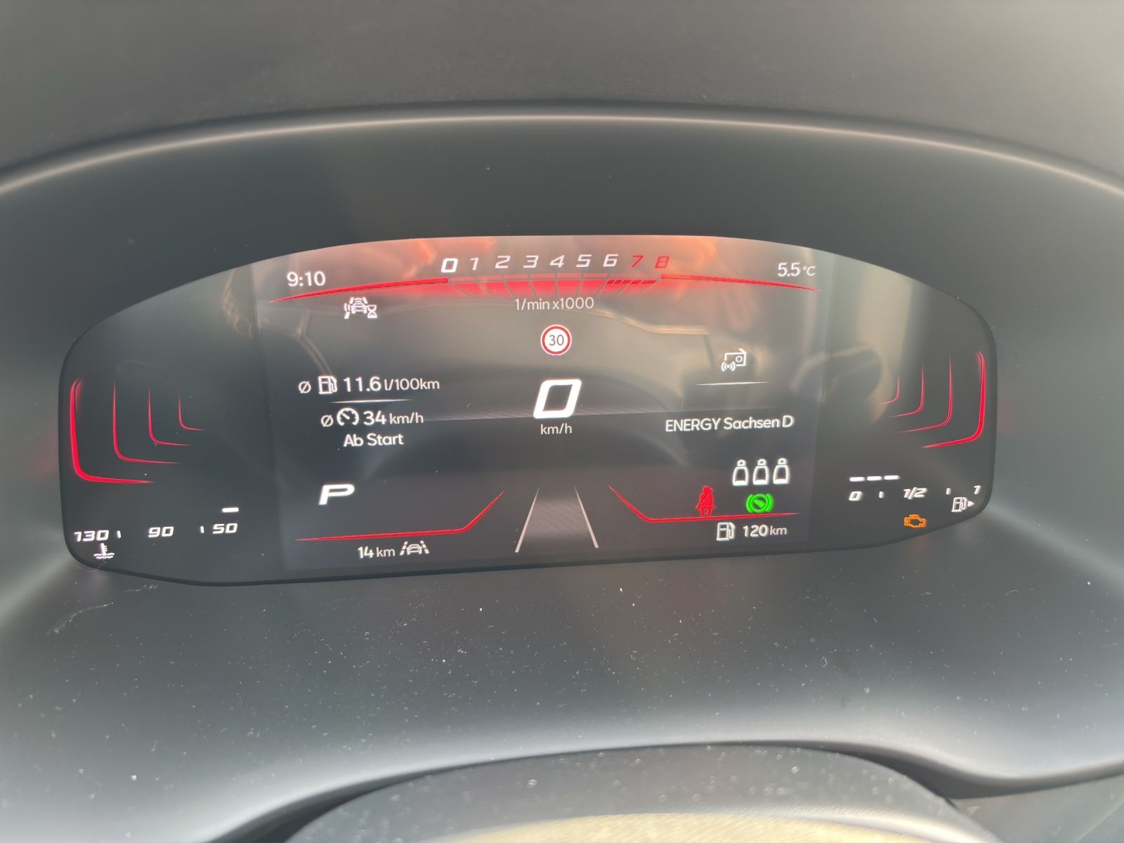 Fahrzeugabbildung SEAT Ateca Road Edition 1.5 TSI DSG GJR Kessy