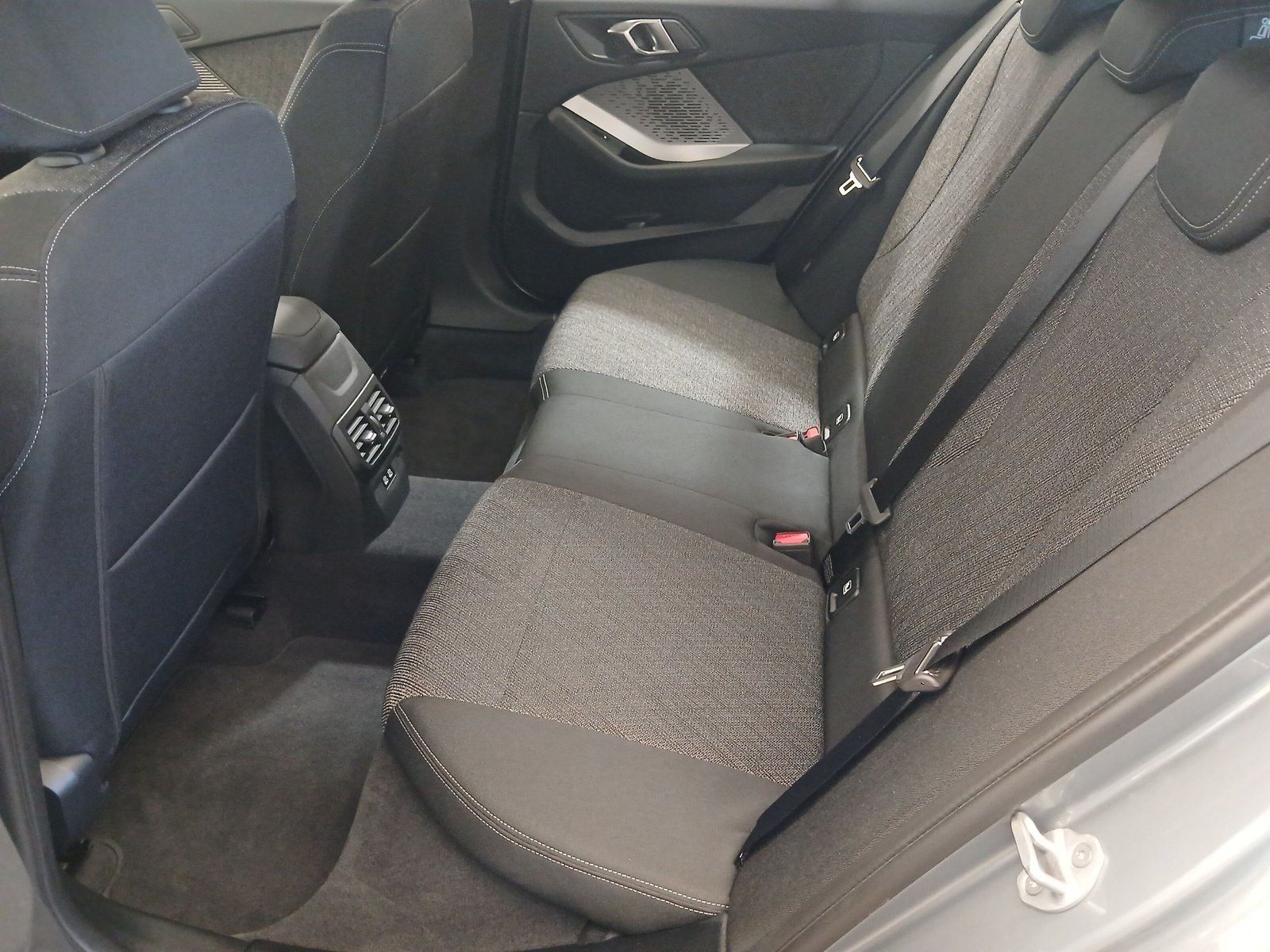 BMW 120 - Bild 11