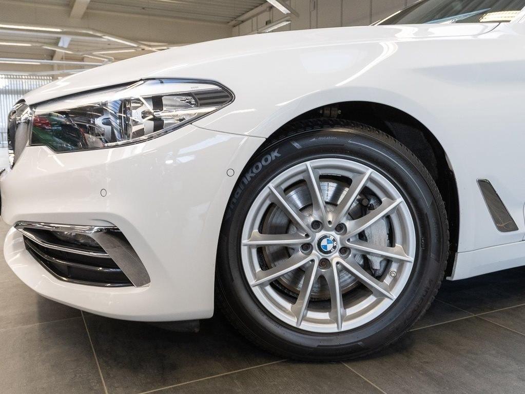 BMW 530d A Luxury Line HiFi RFK Navi Bus. Klimaaut.