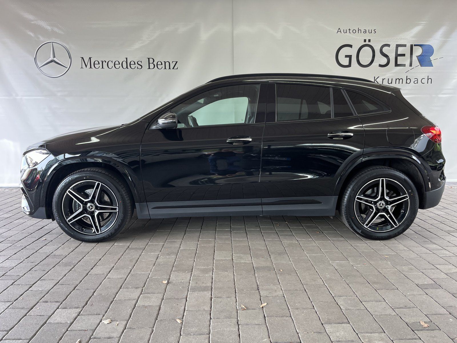 MERCEDES-BENZ GLA 250 e AMG*Night*Prem*Multib*Memo*AHK*Fahrass