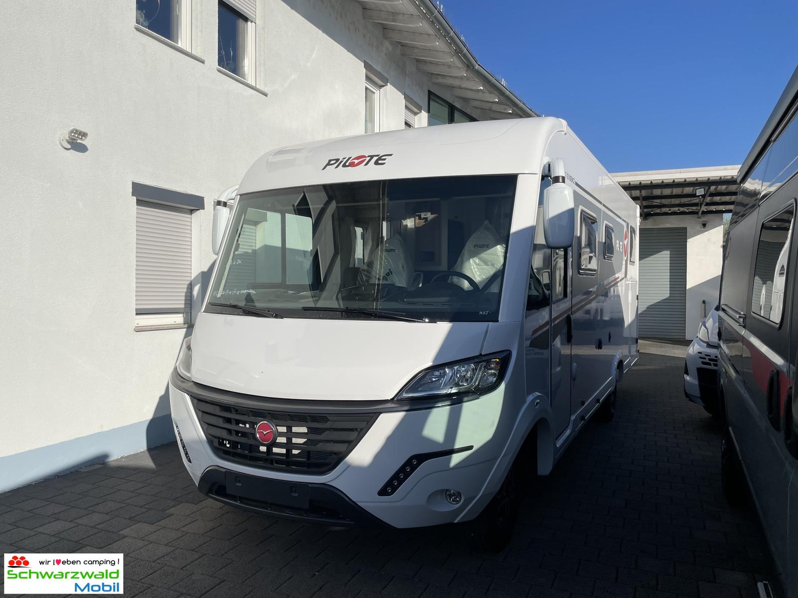 Pilote G740GJ Evidence 5.Sitz 4,4T 180 PS 6EH uvm