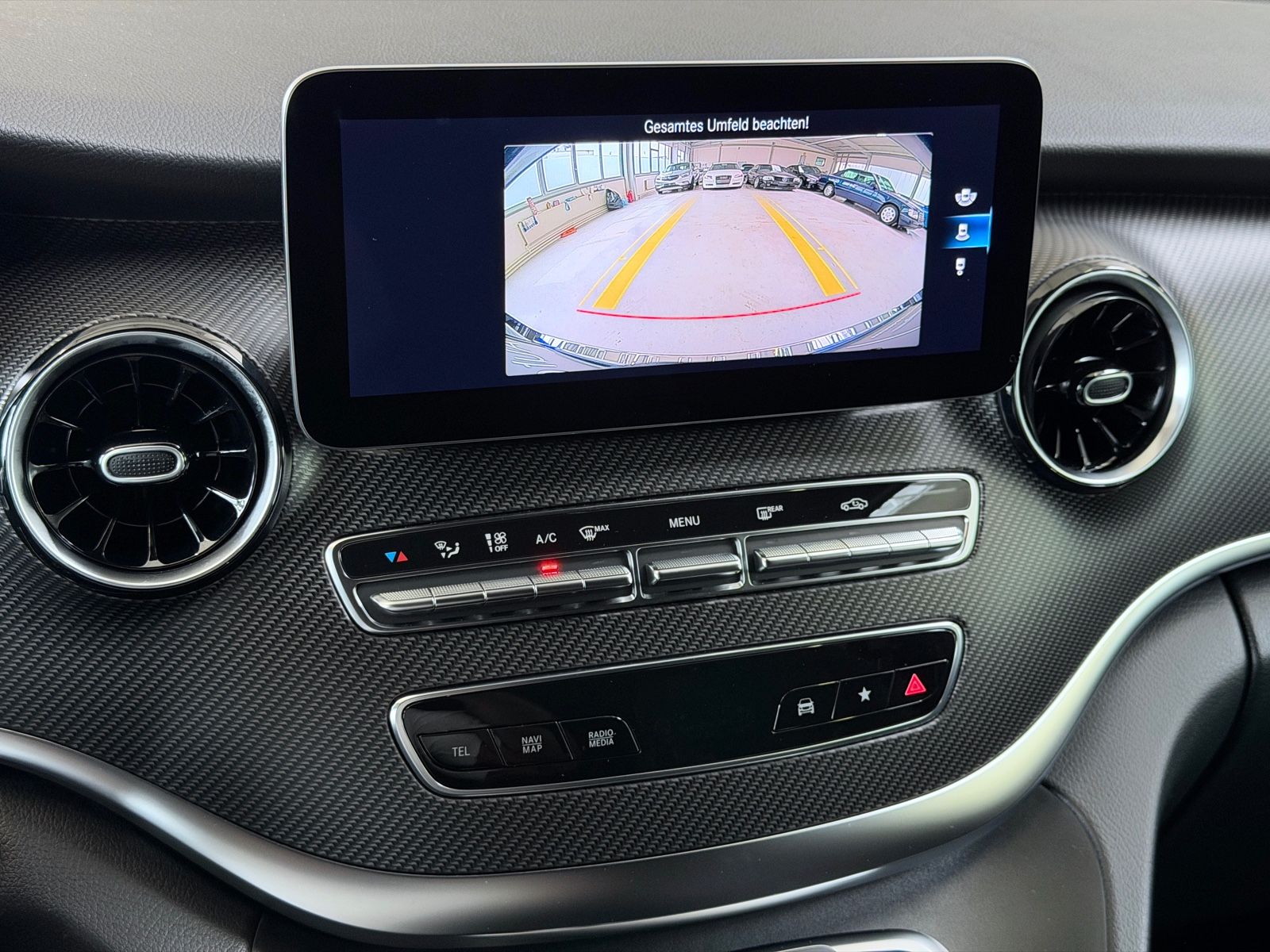 Mercedes-Benz V250d lang AMG-Line MBUX Kamera LED Night foto 21