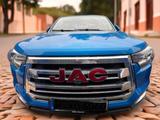 JAC 8 Pro, Scheckheft, Garantie, 1-Hand 4x4 - JAC Gebrauchtwagen
