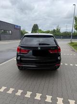 BMW X5 xDrive30d - - BMW X5 in Bochum