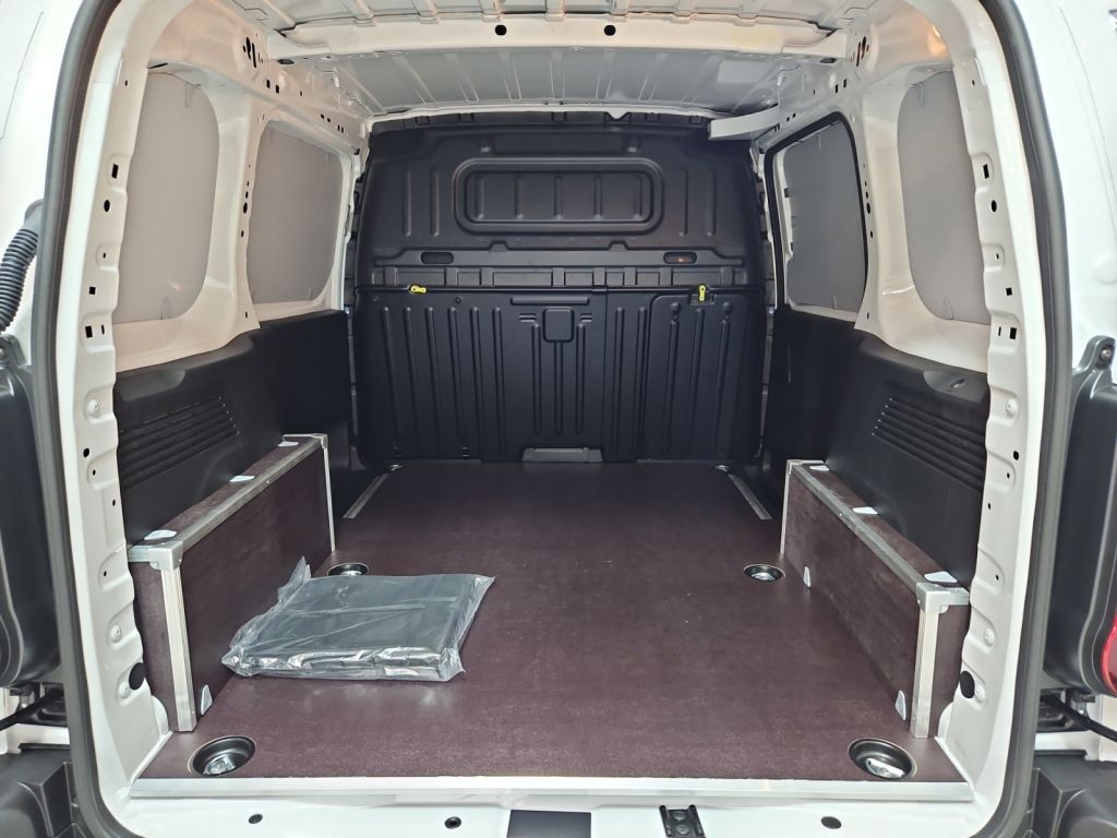 Fahrzeugabbildung Opel Combo Cargo 1.5 D Holzb. Shz., RFK, Navi