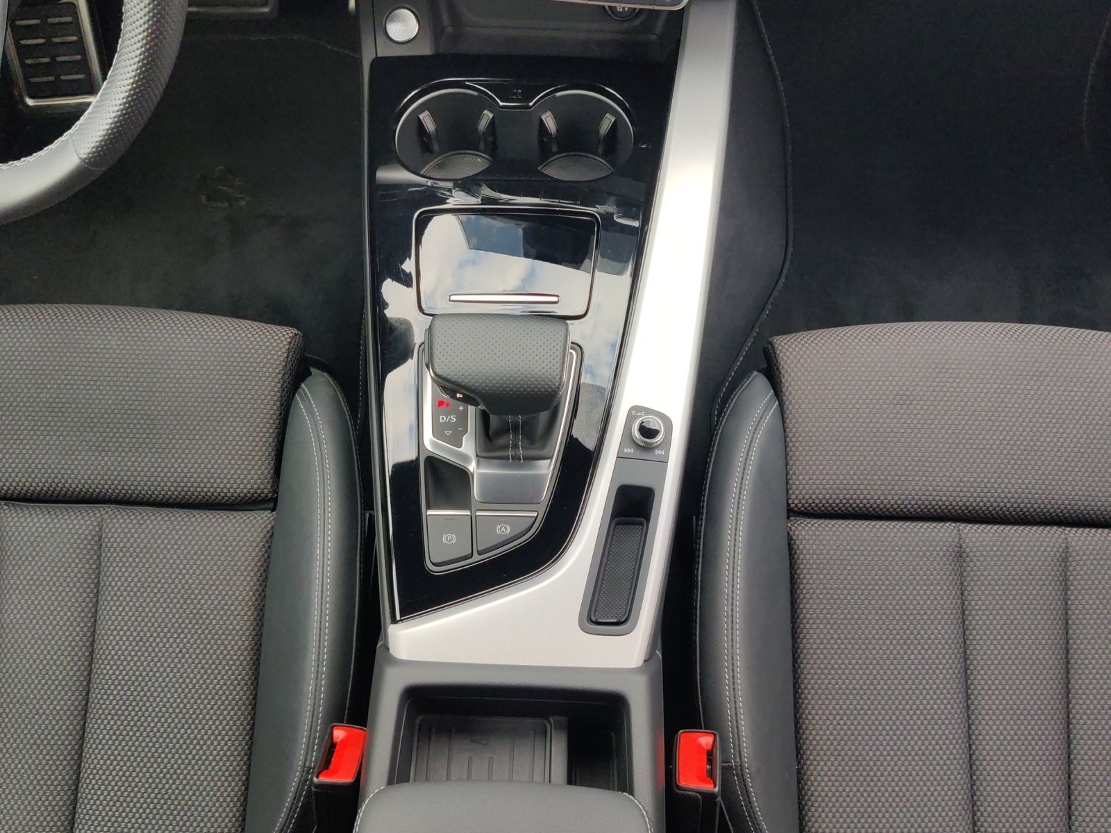 Audi A4 - Bild 7