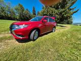 Mitsubishi Plug-in Hybrid Outlander - scheckheftgepflegte Mitsubishi Plug-in Hybrid Outlander