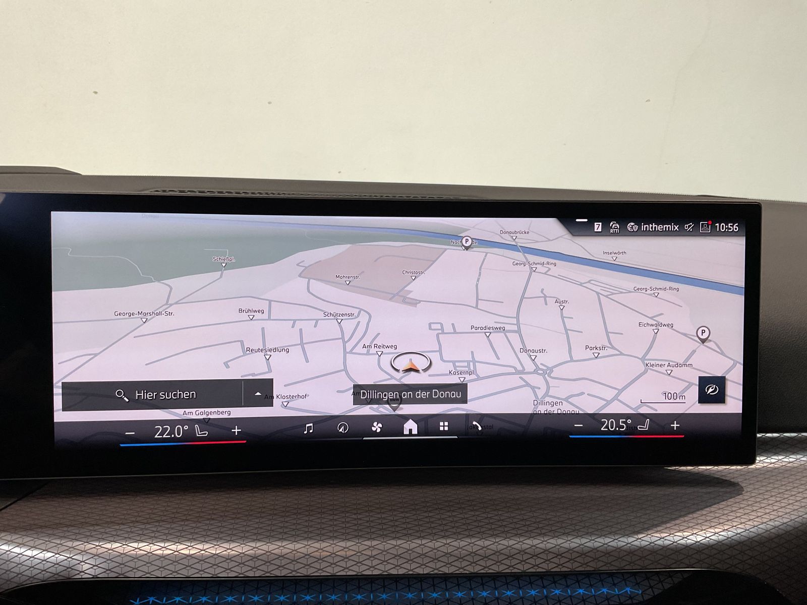 Fahrzeugabbildung BMW 330i xDrive | M Sportpaket pro | Panorama-Glasda