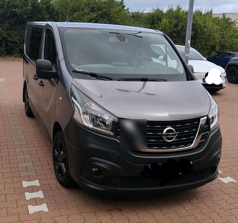 Image of Nissan NV300