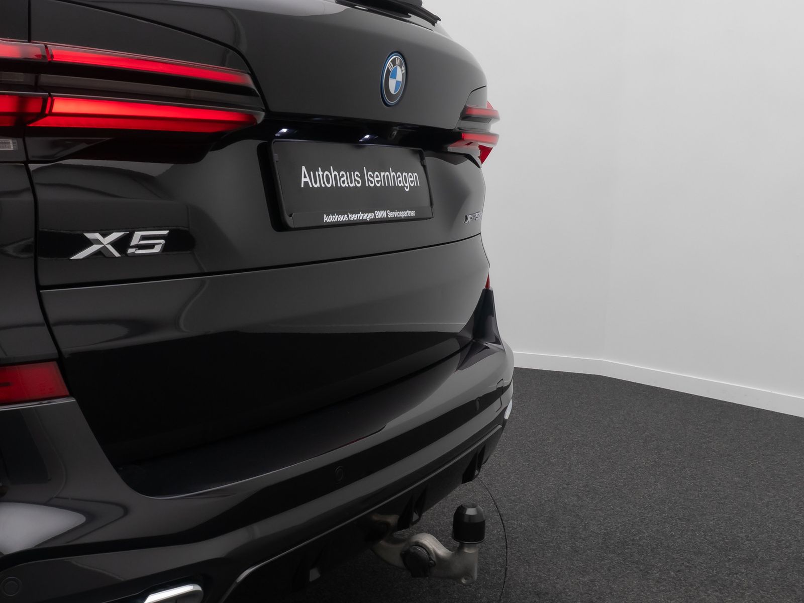 Fahrzeugabbildung BMW X5 xD50e M Sport 360&deg;H/K Panorama AHK DAB 22Zoll