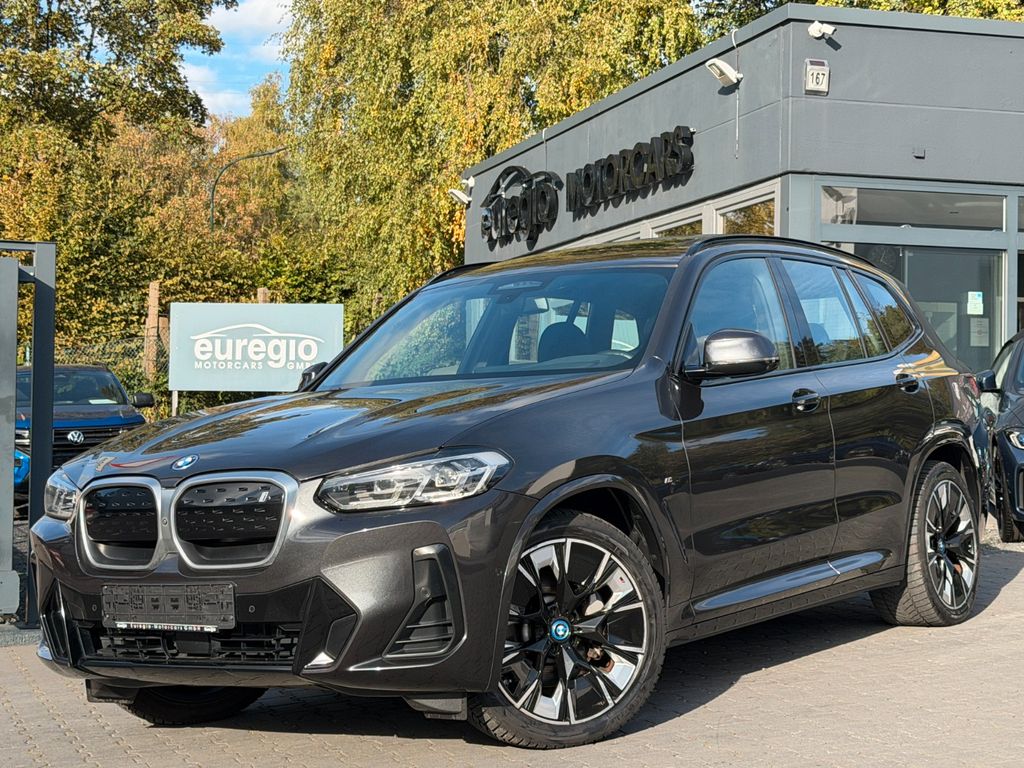 Image of BMW iX3