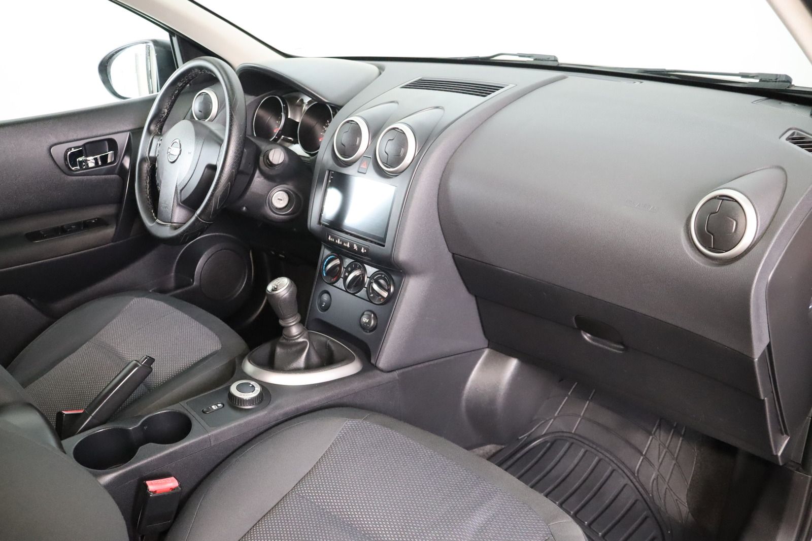 Fahrzeugabbildung Nissan Qashqai 2.0 Acenta 4X4 * AHK * LED *