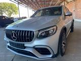 Mercedes-Benz GLC 63 S AMG/Track Package/Perf AGA - silberne Mercedes-Benz GLC 63 AMG