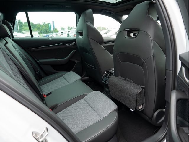 Foto Nummer 4: SKODA Octavia