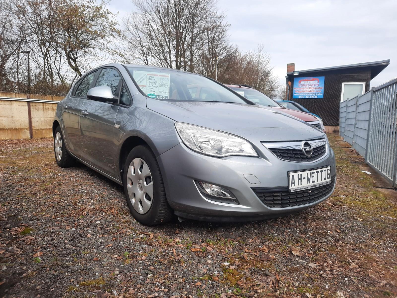 Opel Astra J Lim. 5-trg. Selection/ Klima/ TÜV neu
