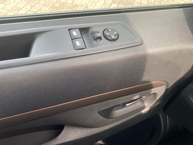 Proace CROSSCAMP 2,0l L1 Flex